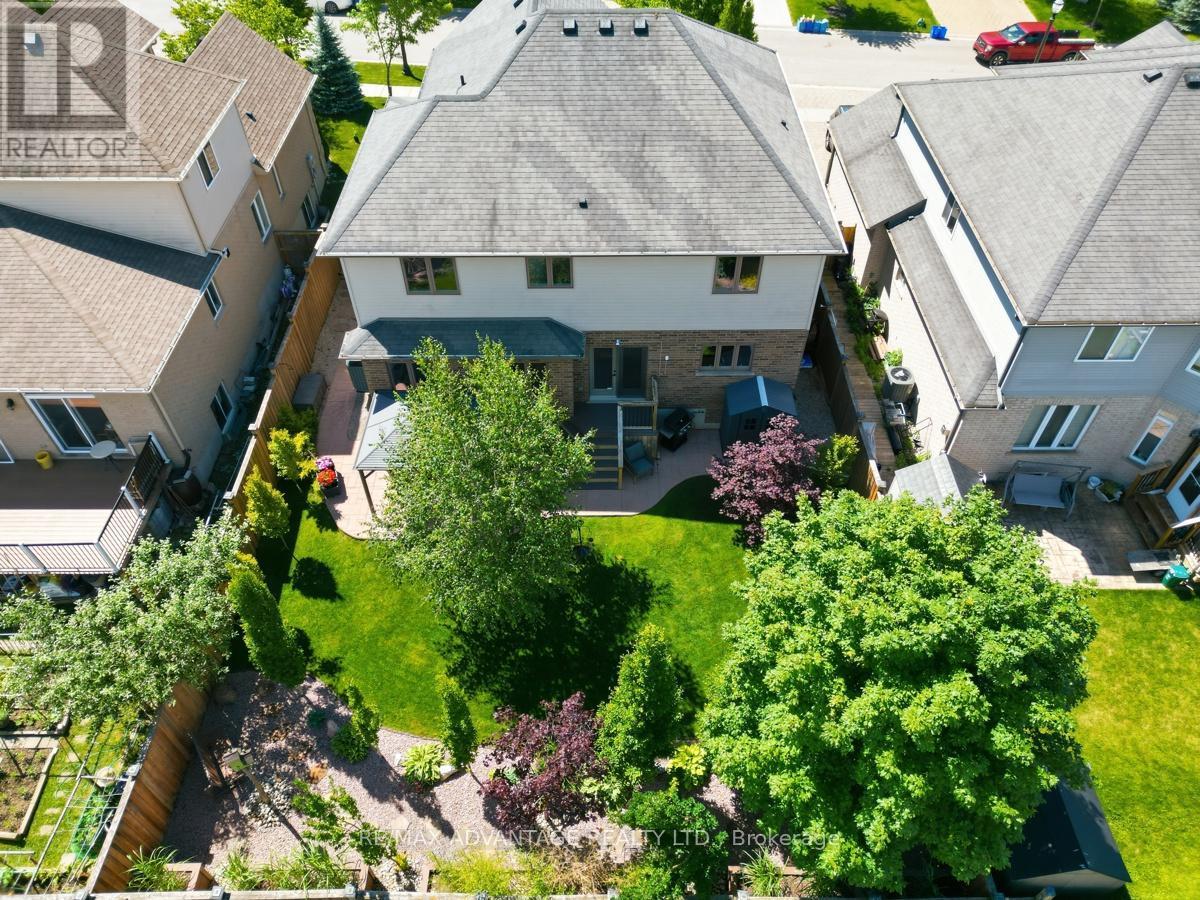 764 Eclipse Walk, London North (North B), ON