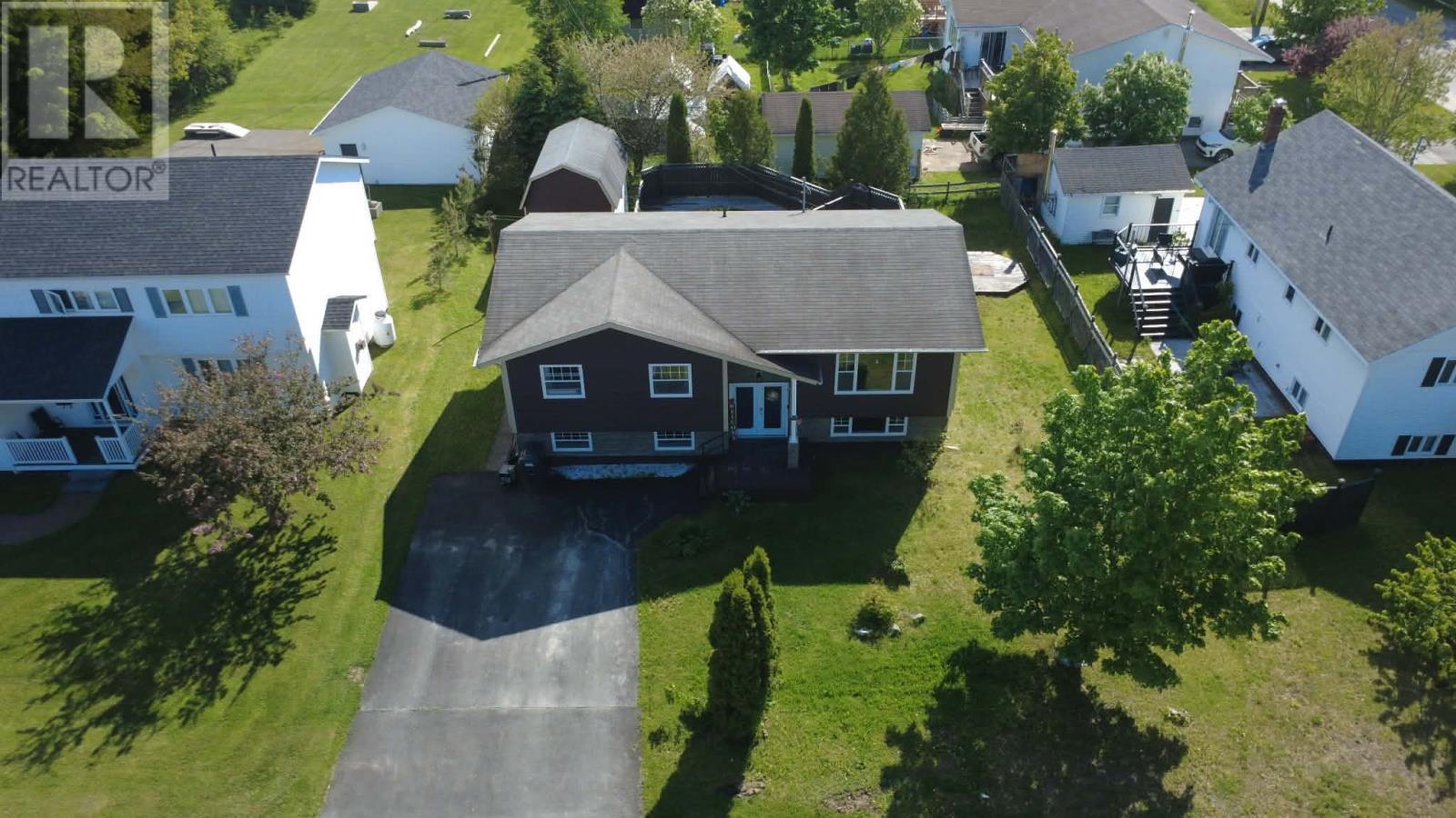 2 Carroll Avenue, Pasadena, NL