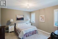 Primary Bedroom w/ensuite -
