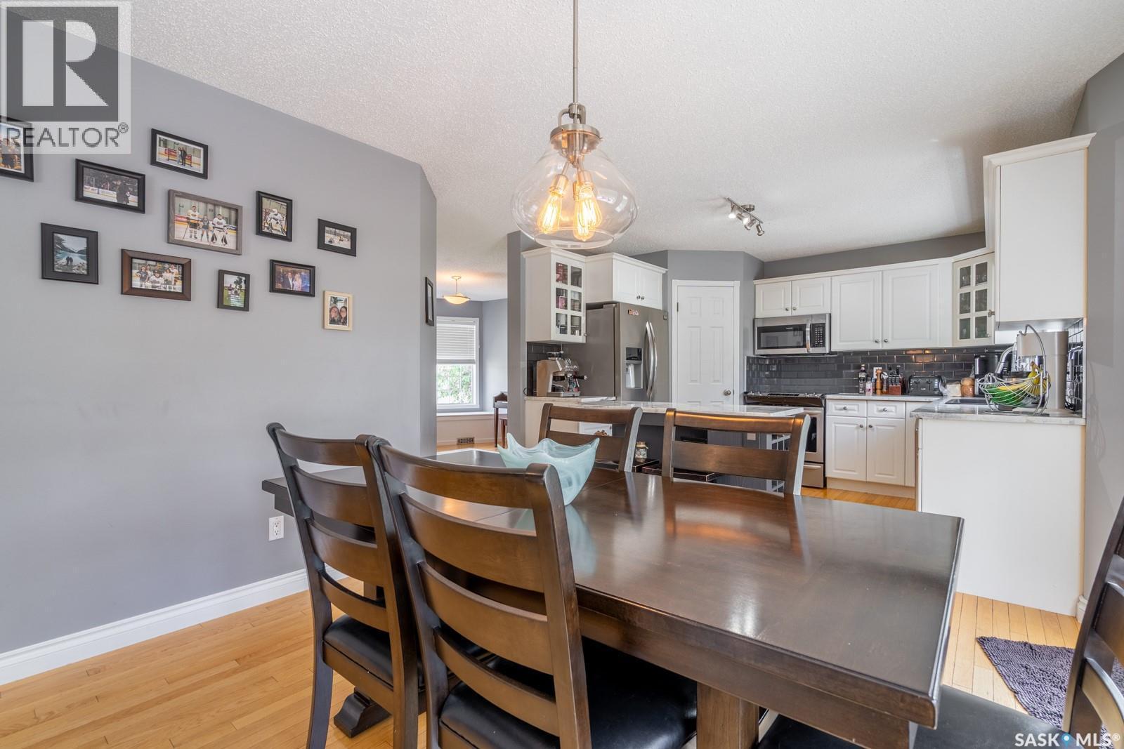 2952 St James Crescent, Regina, SK