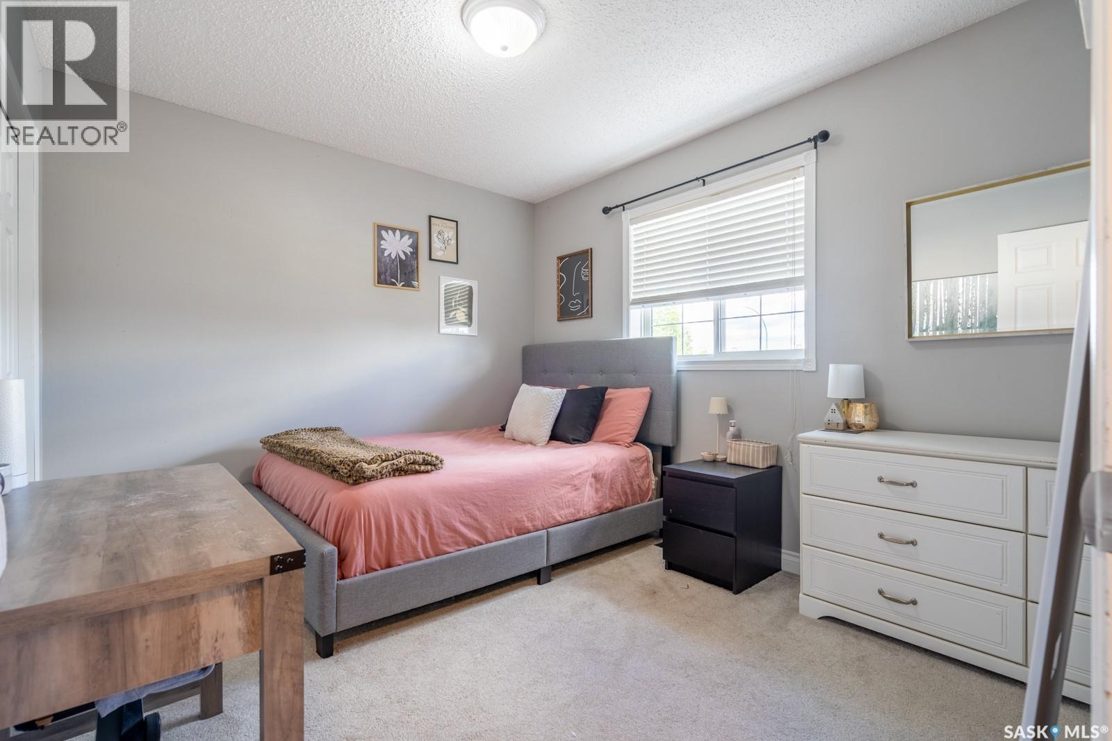 2952 St James Crescent, Regina, SK