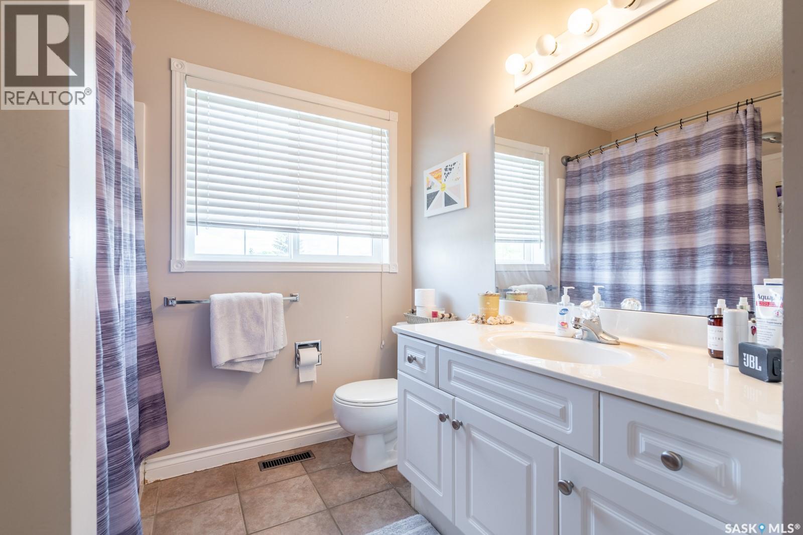 2952 St James Crescent, Regina, SK