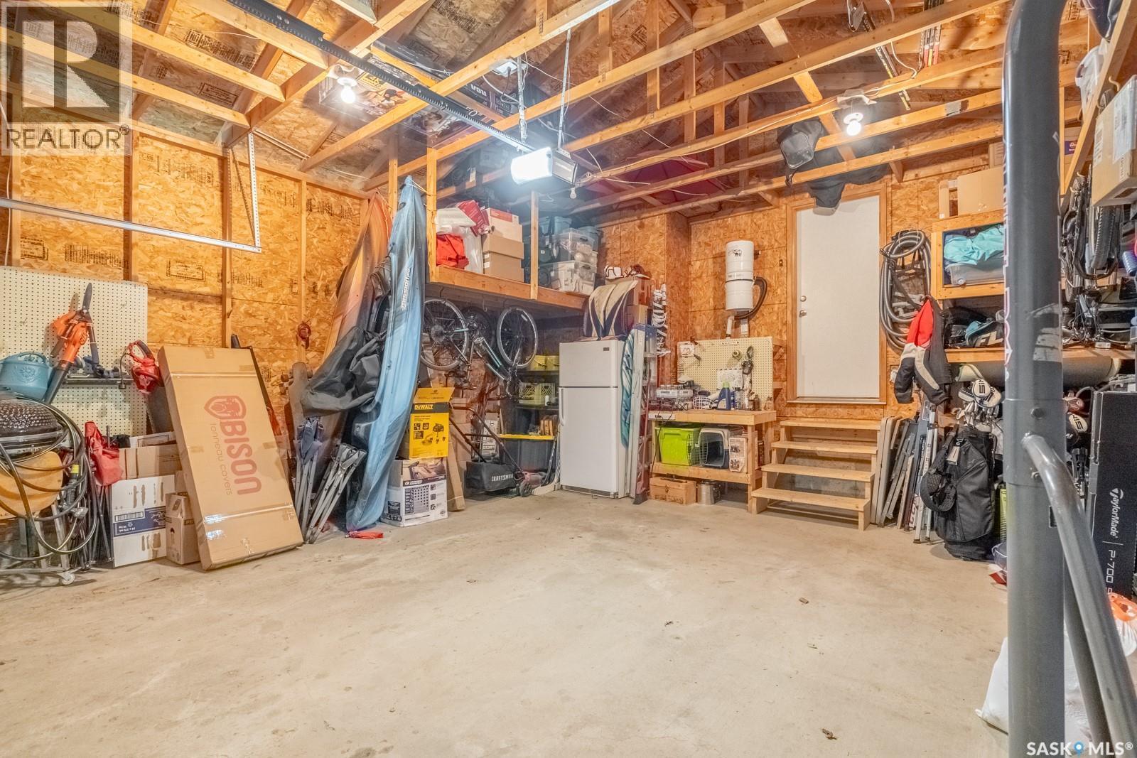 2952 St James Crescent, Regina, SK