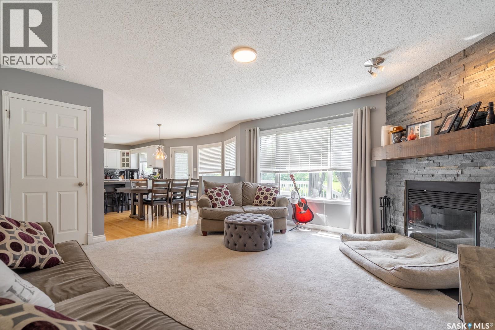 2952 St James Crescent, Regina, SK