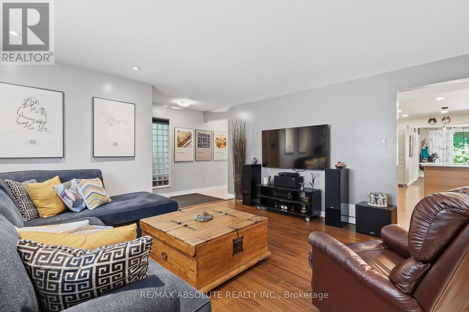 829 Montreal Road, Ottawa, ON