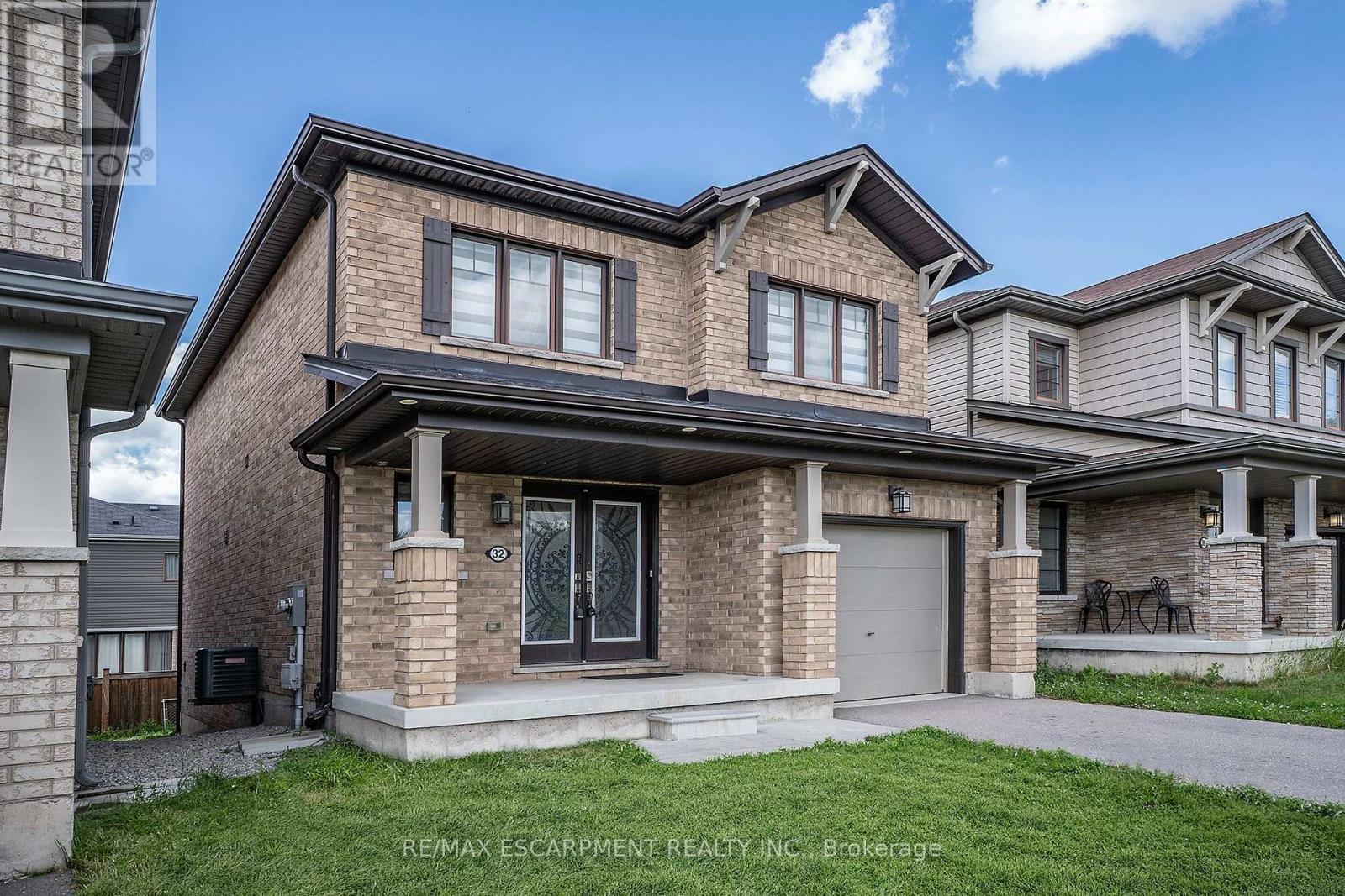 32 Hedges Crescent, Hamilton, ON