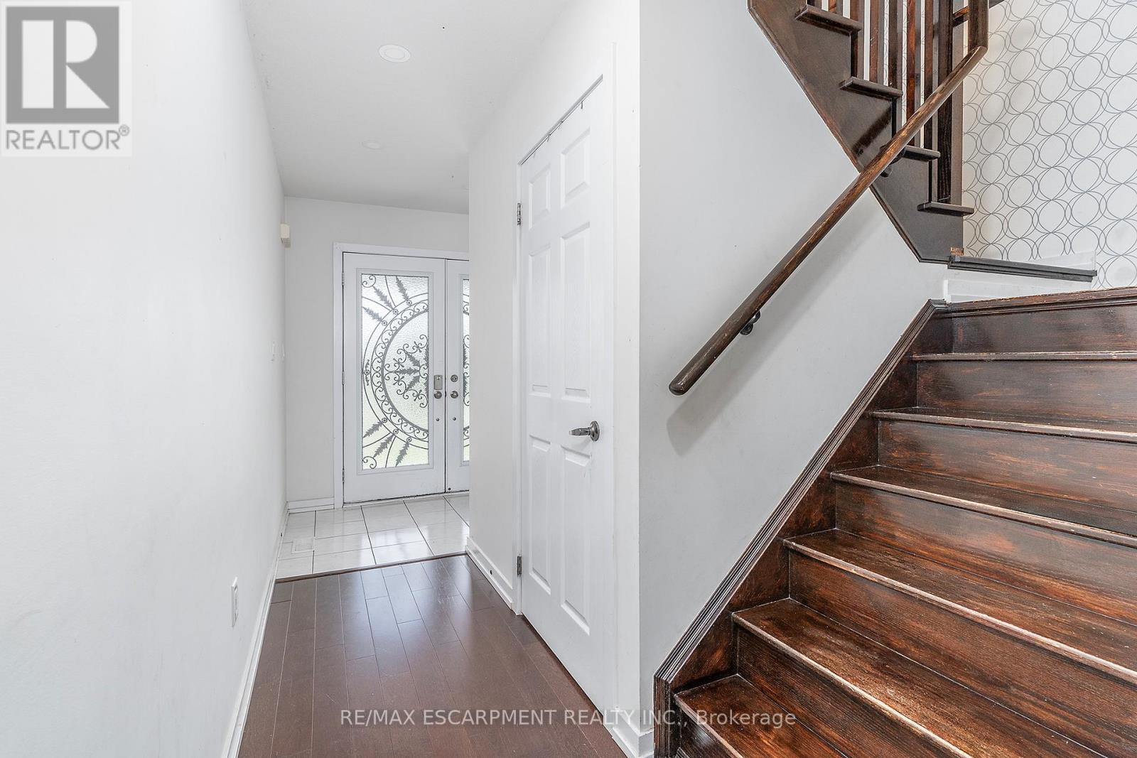 32 Hedges Crescent, Hamilton, ON