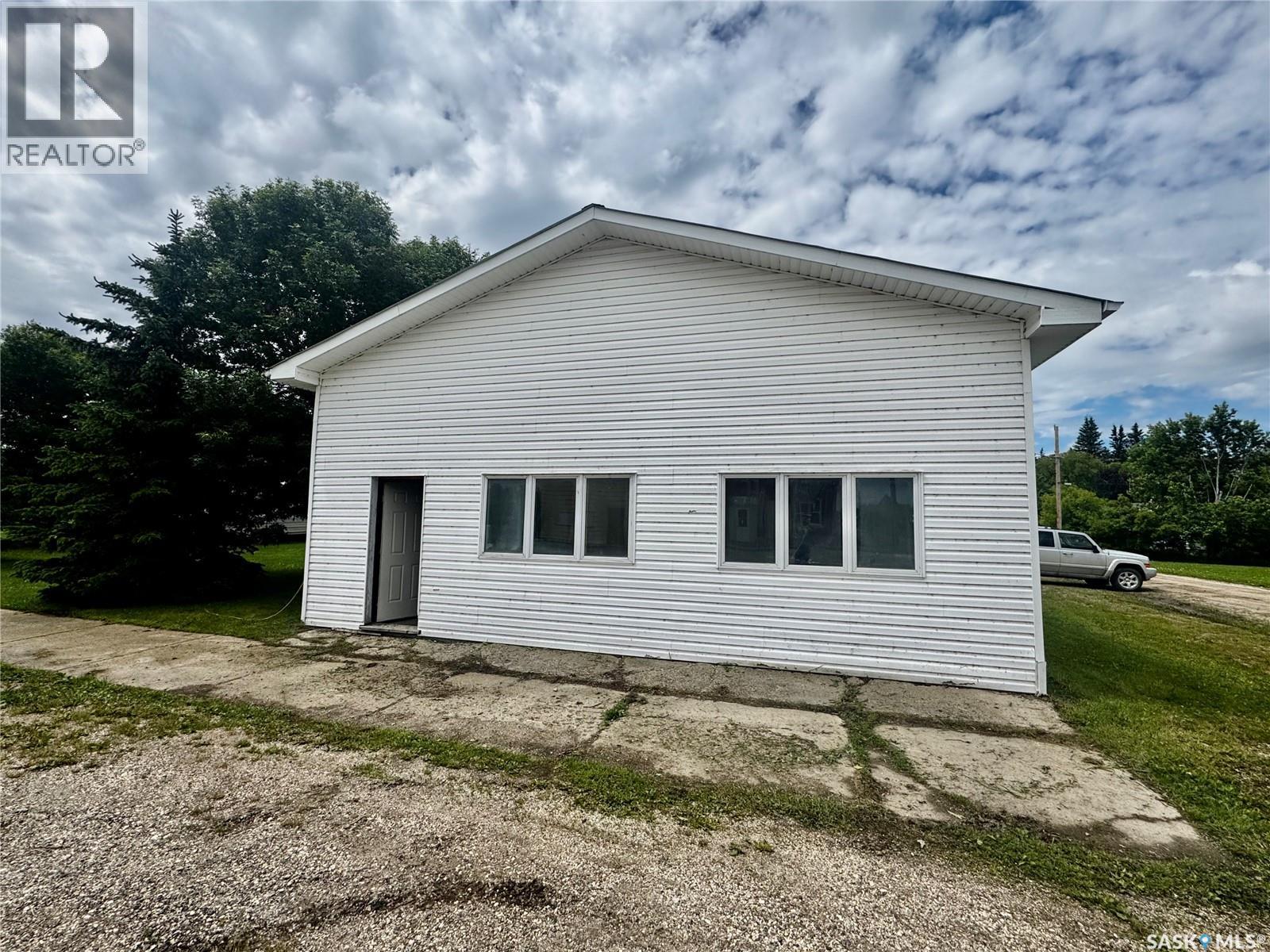 13 Main Street S, Macnutt, SK