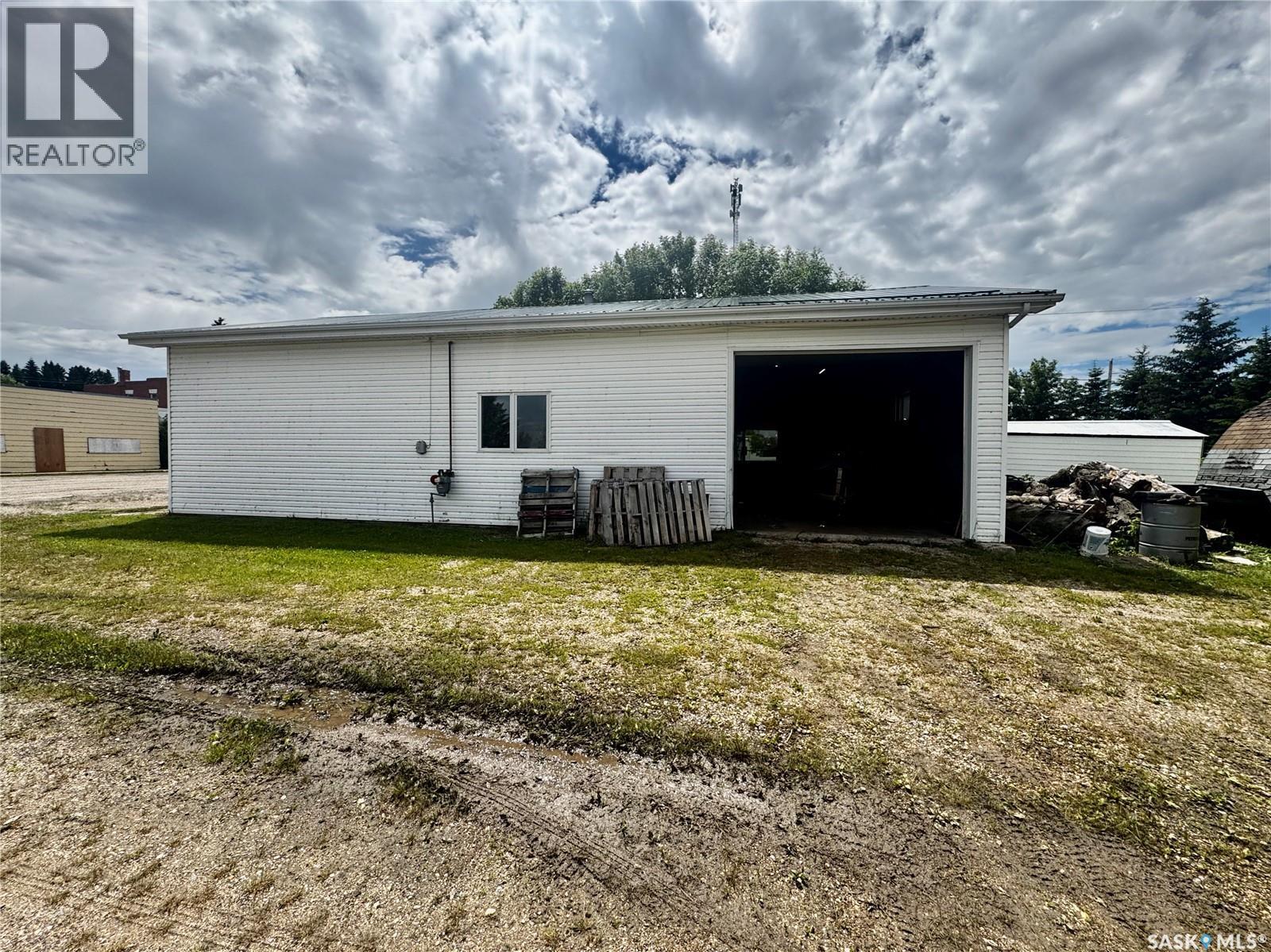 13 Main Street S, Macnutt, SK