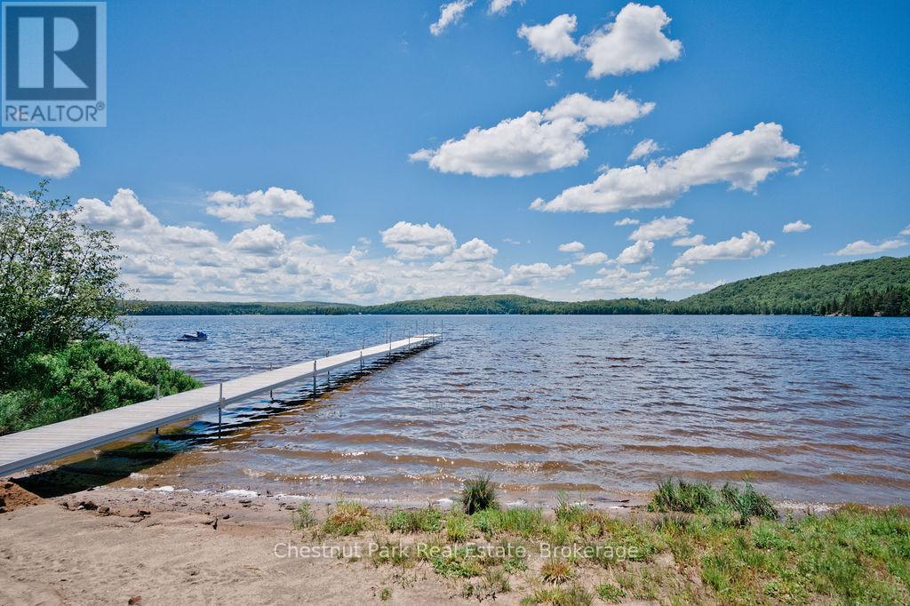 Boat Docking available $150/year - Unit 1 - 98 North Shore Road, Kearney (Proudfoot), ON