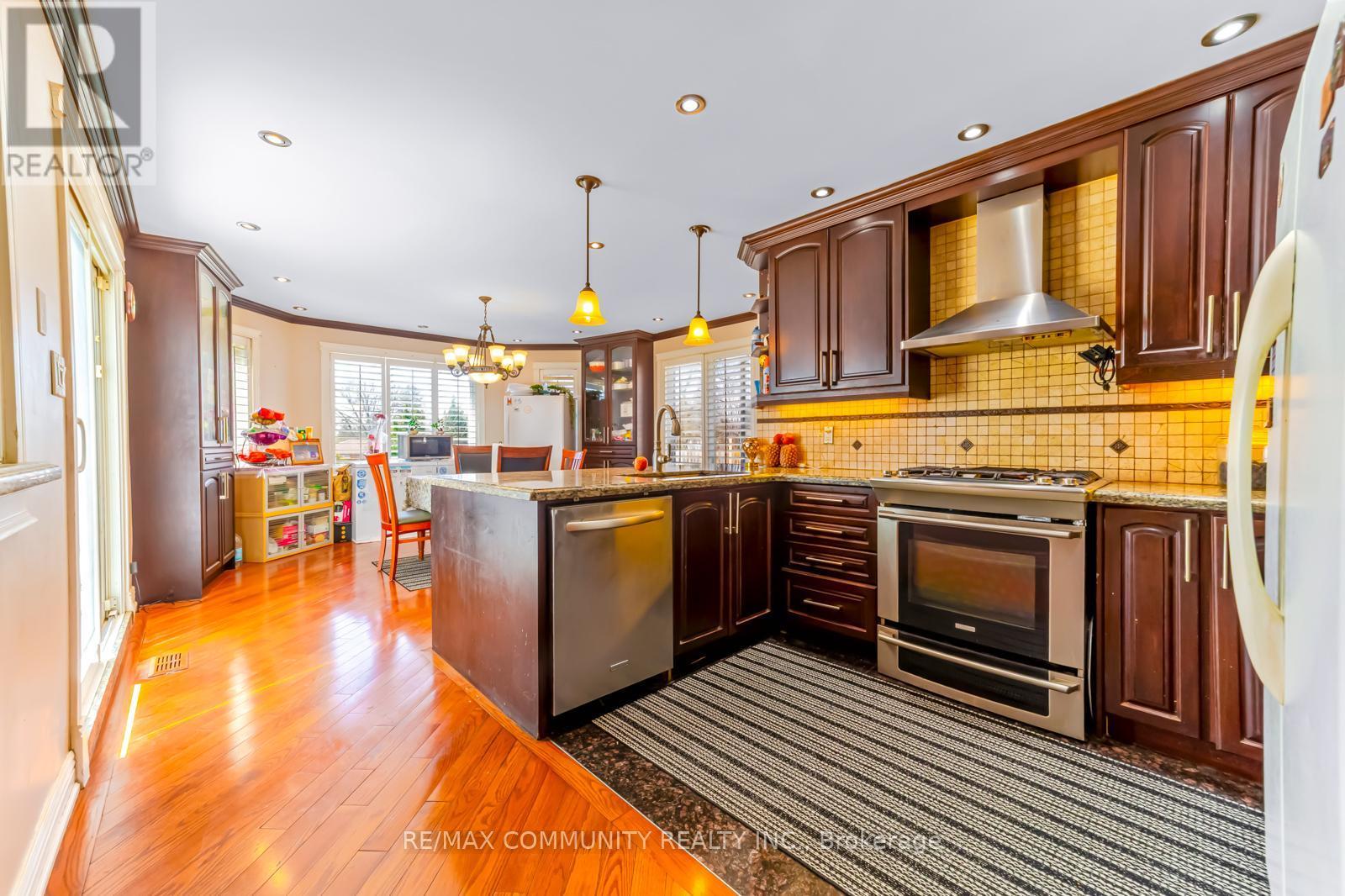 56 Cedar Brae Boulevard, Toronto, ON