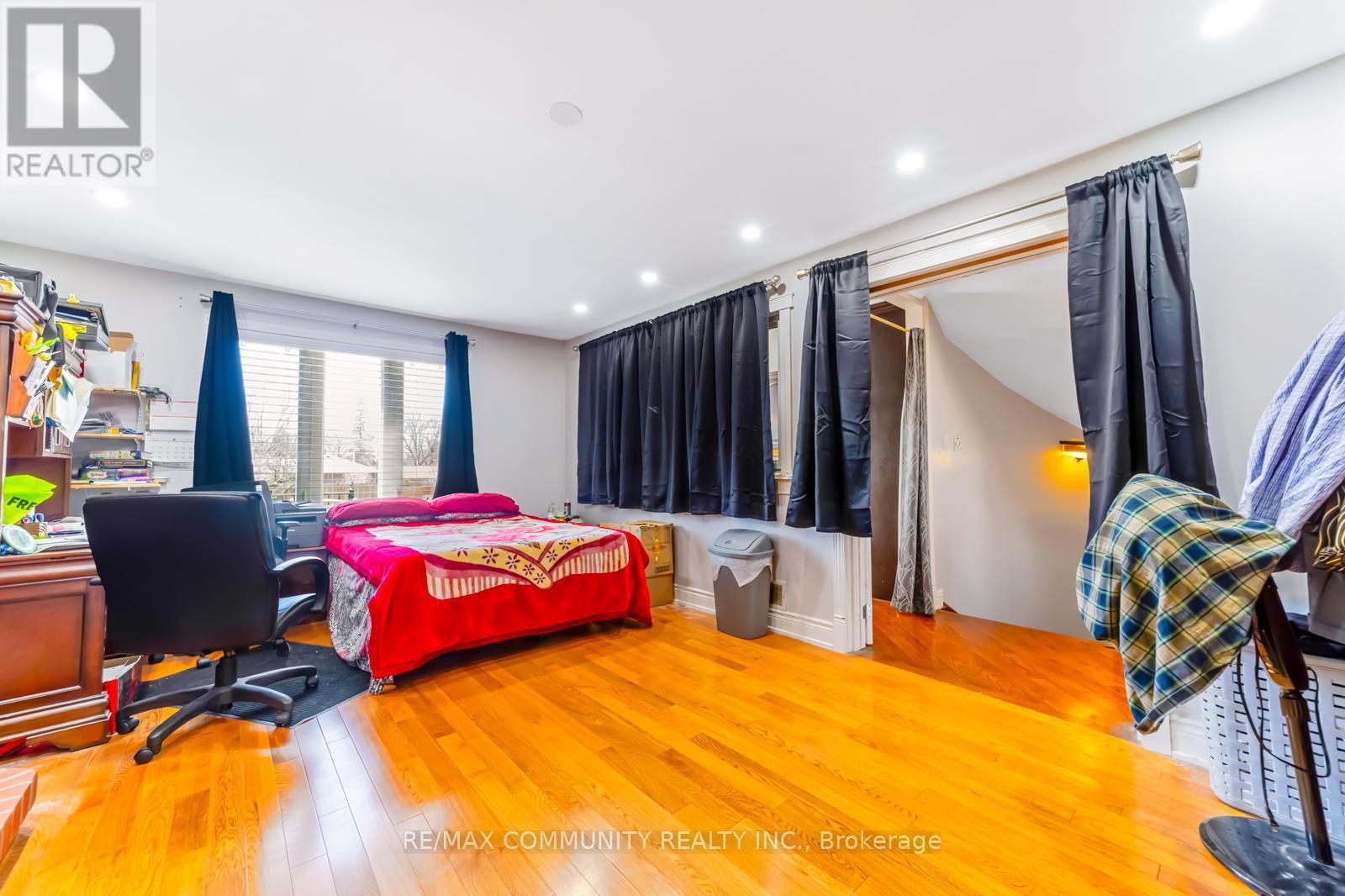 56 Cedar Brae Boulevard, Toronto, ON