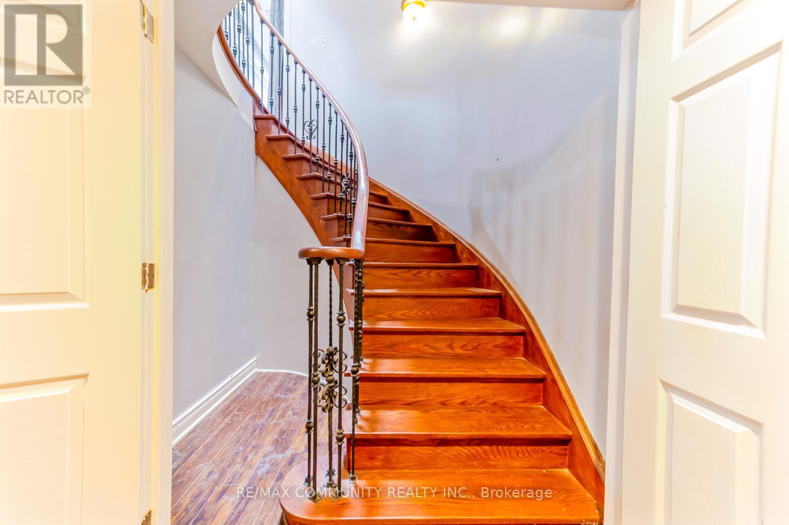 56 Cedar Brae Boulevard, Toronto, ON