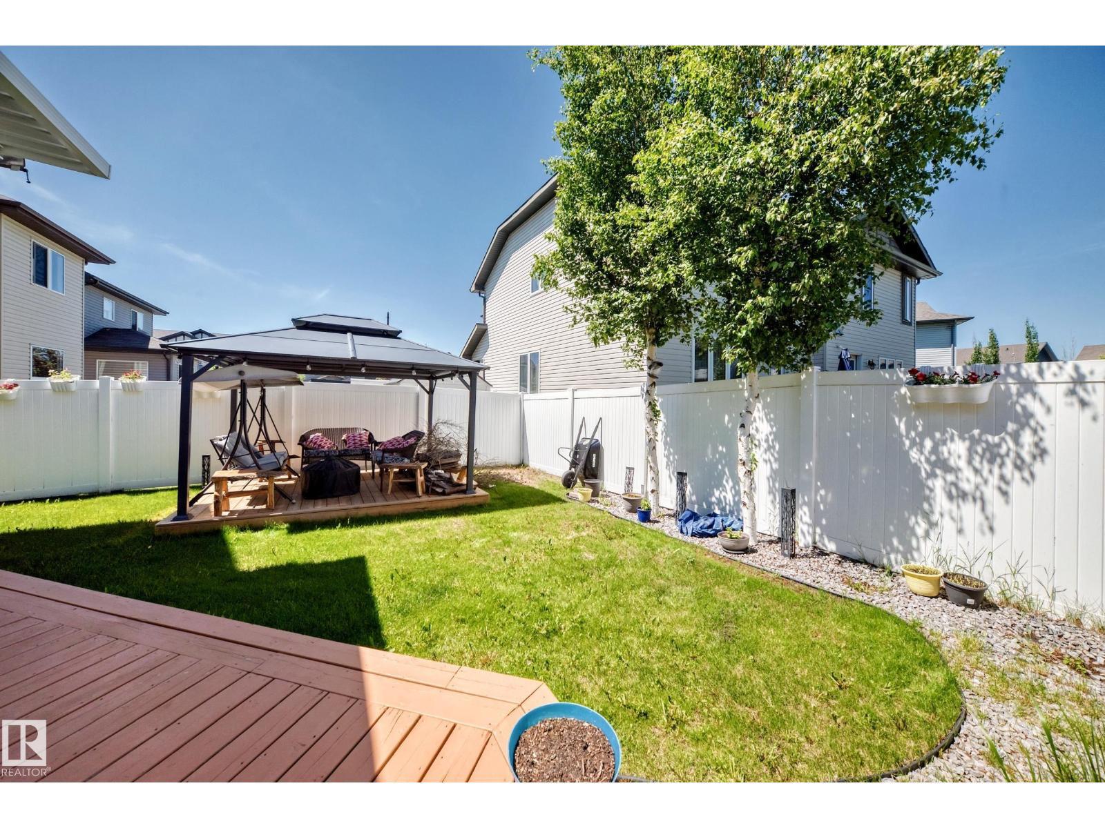 12410 171A Av Nw, Edmonton, AB