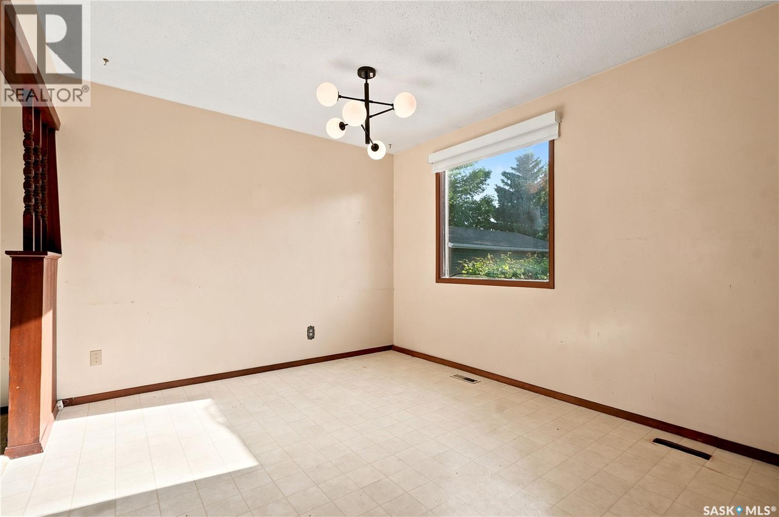 149 Western Crescent, Saskatoon, SK