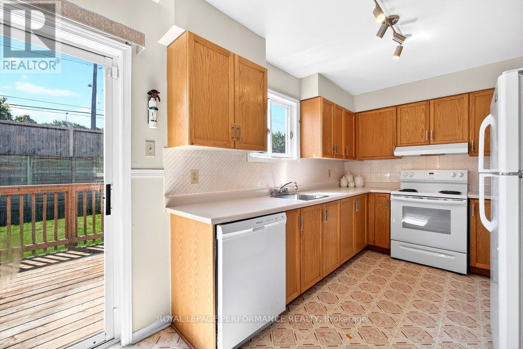 38 Burlington Crescent, Ottawa, ON