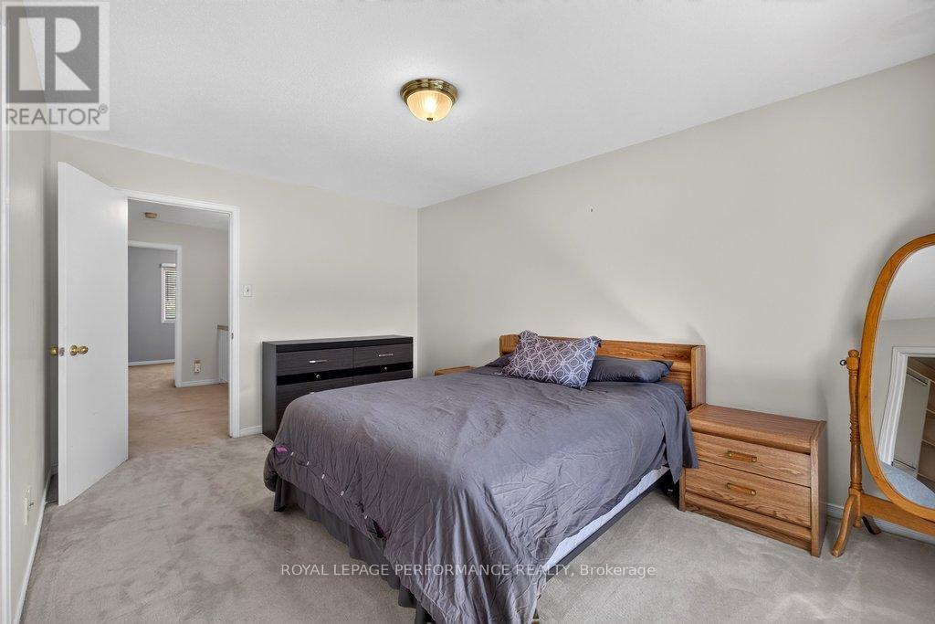 38 Burlington Crescent, Ottawa, ON
