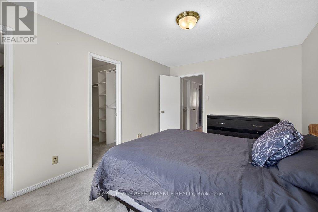 38 Burlington Crescent, Ottawa, ON