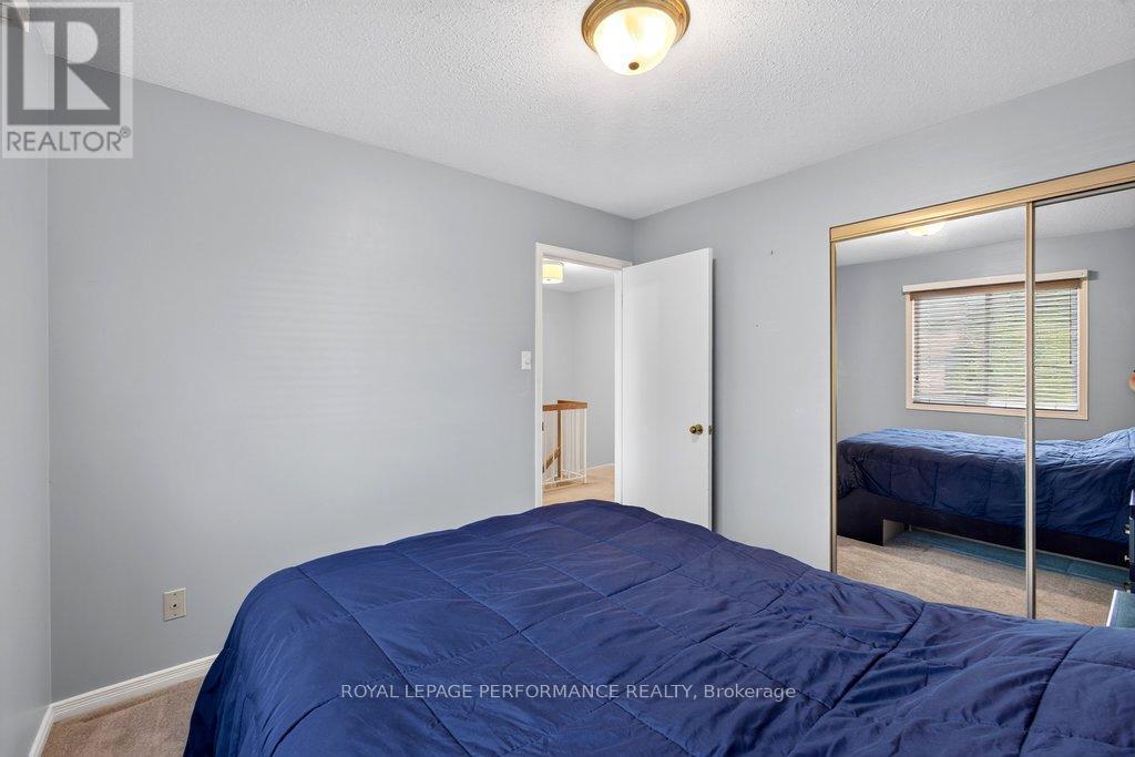 38 Burlington Crescent, Ottawa, ON