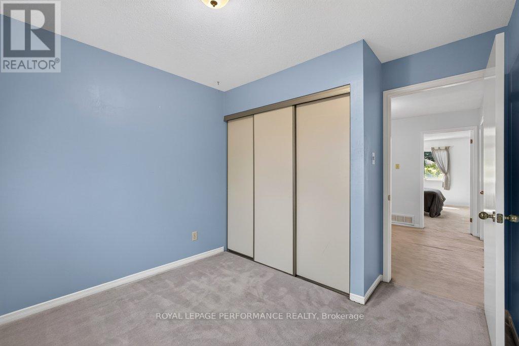 38 Burlington Crescent, Ottawa, ON