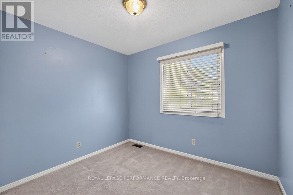 38 Burlington Crescent, Ottawa, ON