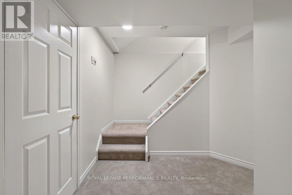 38 Burlington Crescent, Ottawa, ON