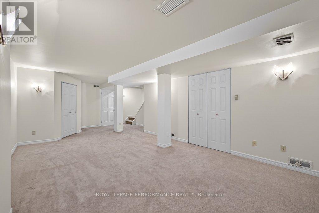 38 Burlington Crescent, Ottawa, ON