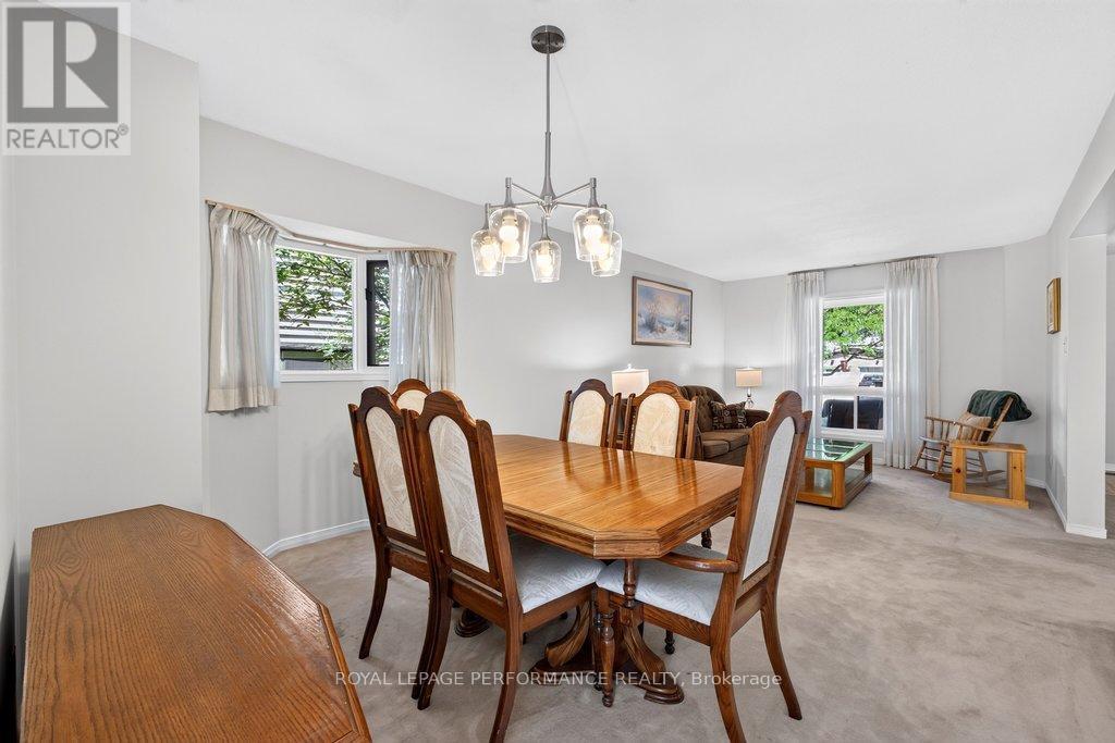 38 Burlington Crescent, Ottawa, ON