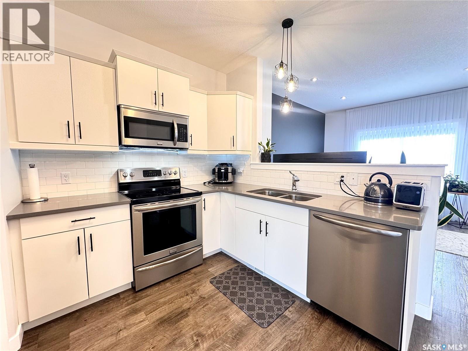 7937 Flax Avenue, Regina, SK