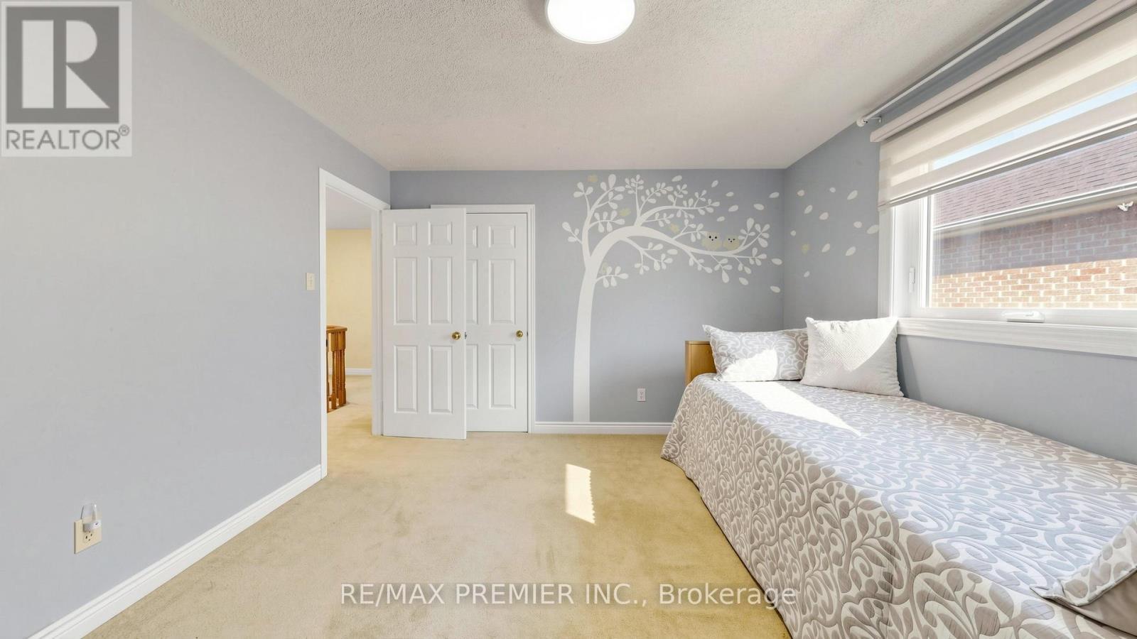 6279 Donway Drive, Mississauga, ON