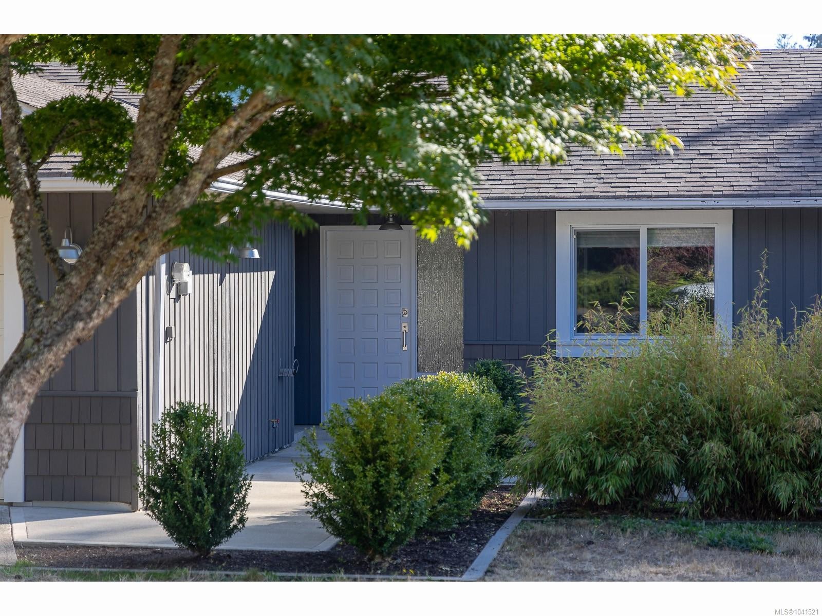538 Tamarack Dr, Qualicum Beach, BC