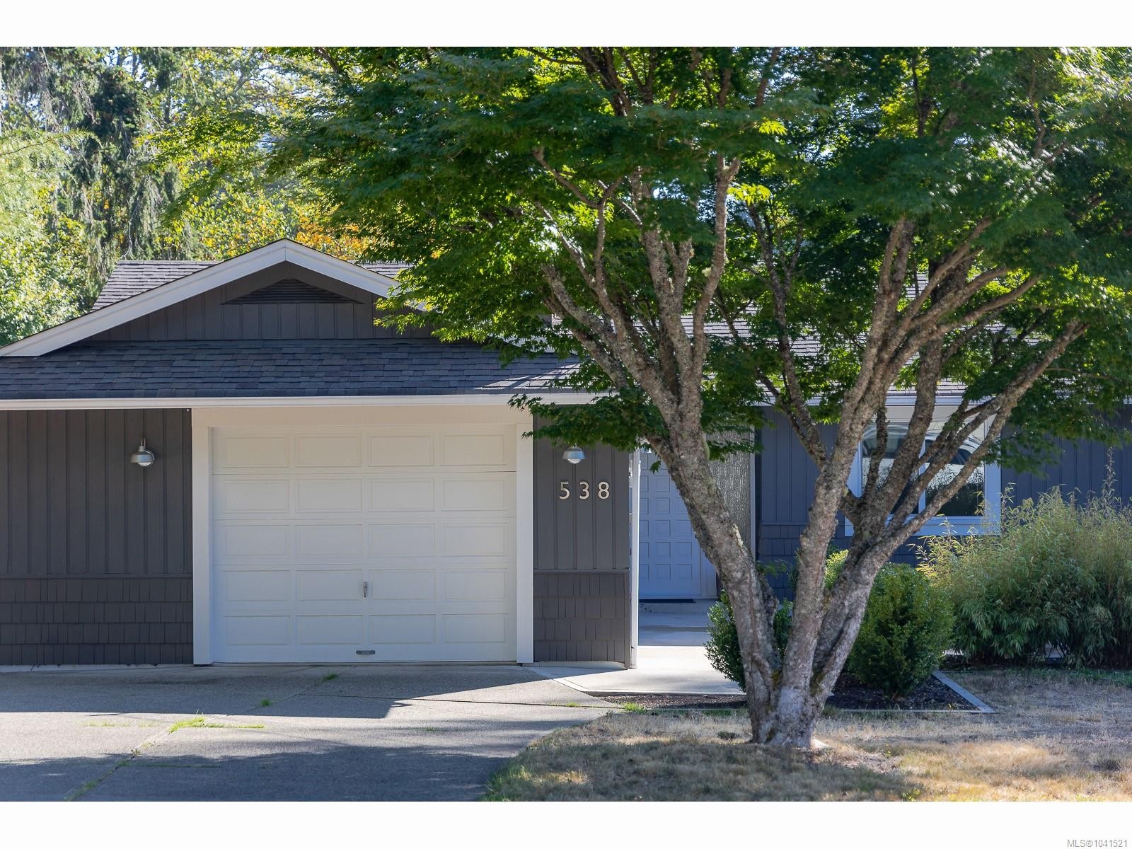 538 Tamarack Dr, Qualicum Beach, BC