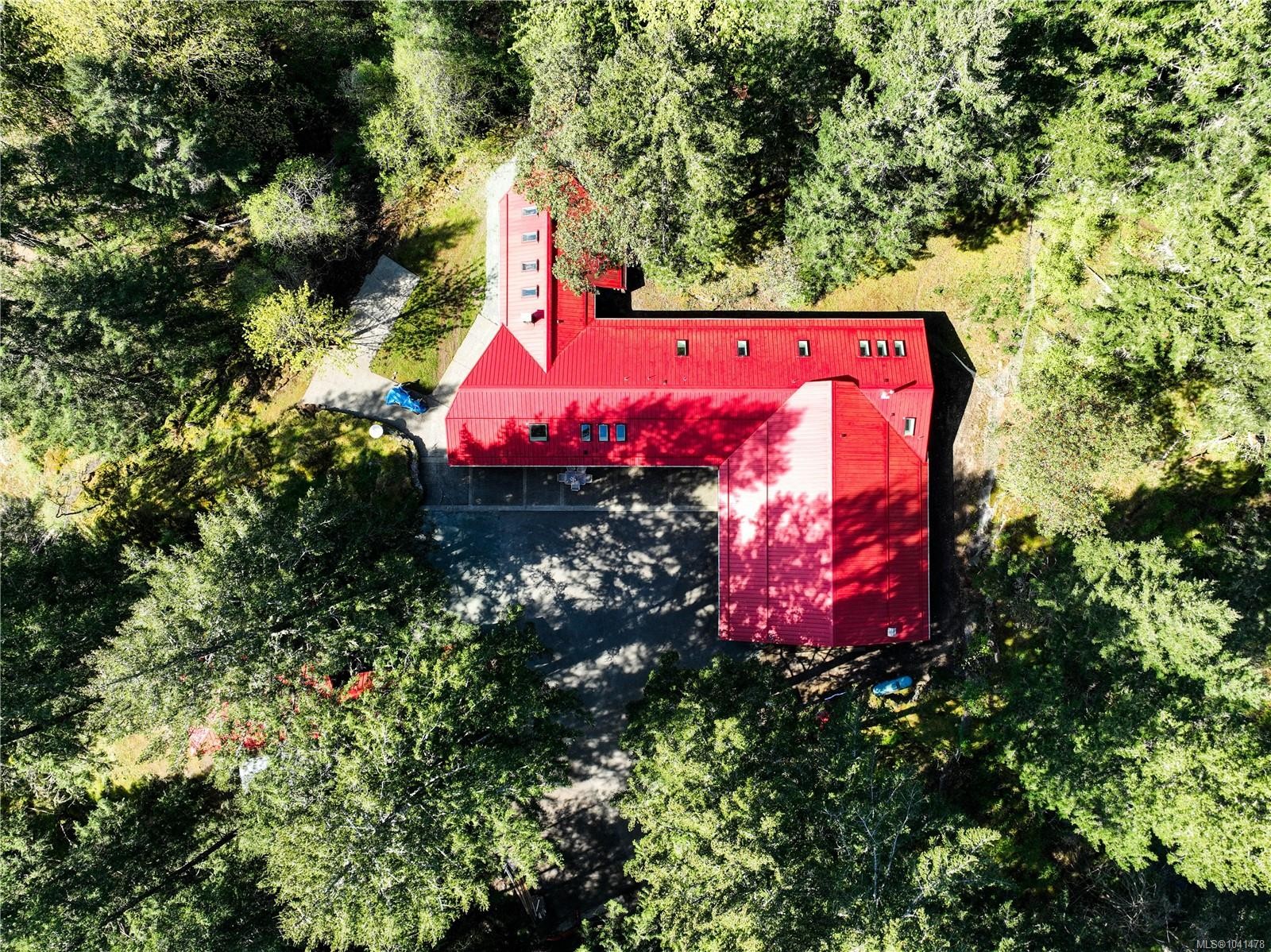 1698 Millstream Rd, Highlands, BC