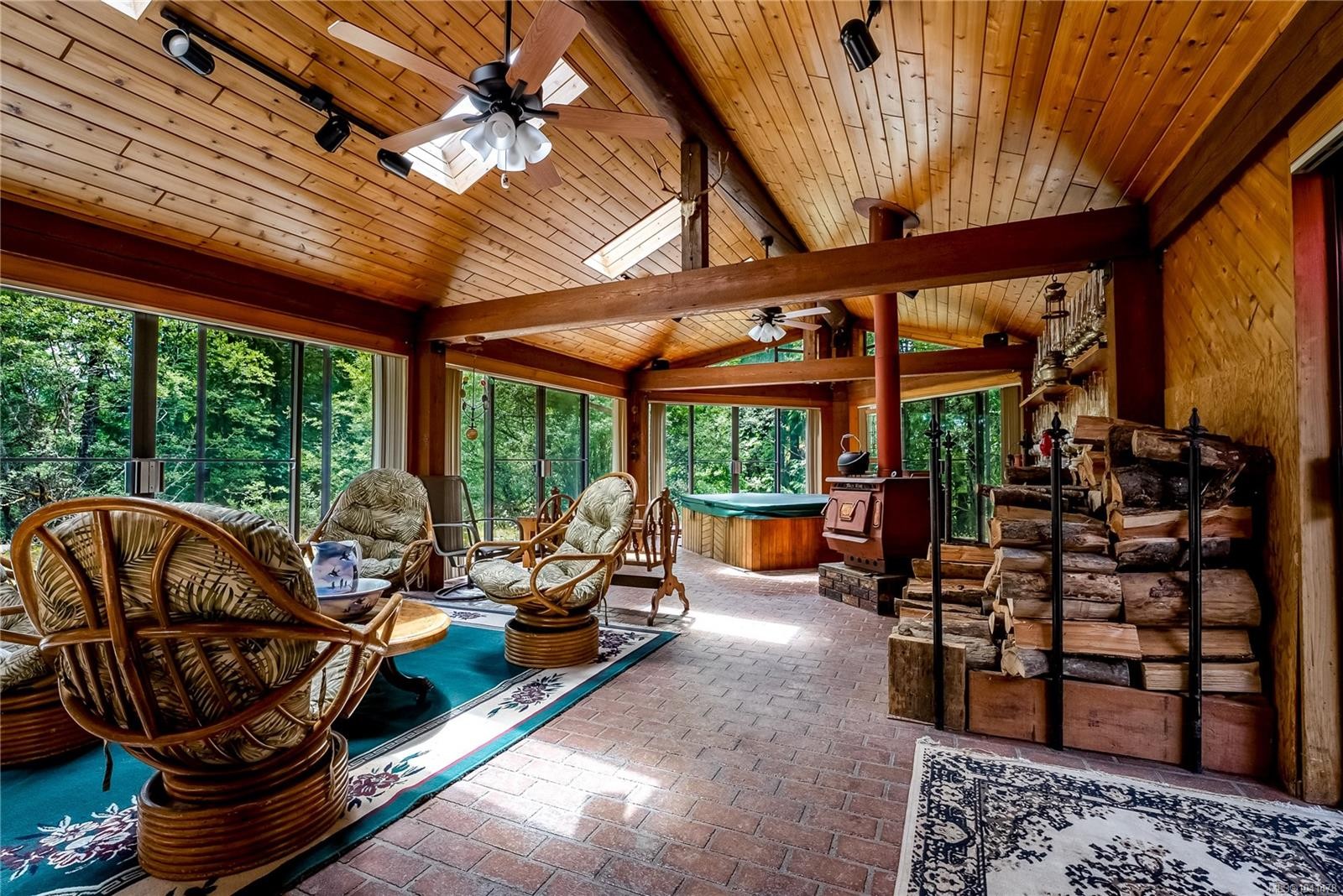 1698 Millstream Rd, Highlands, BC