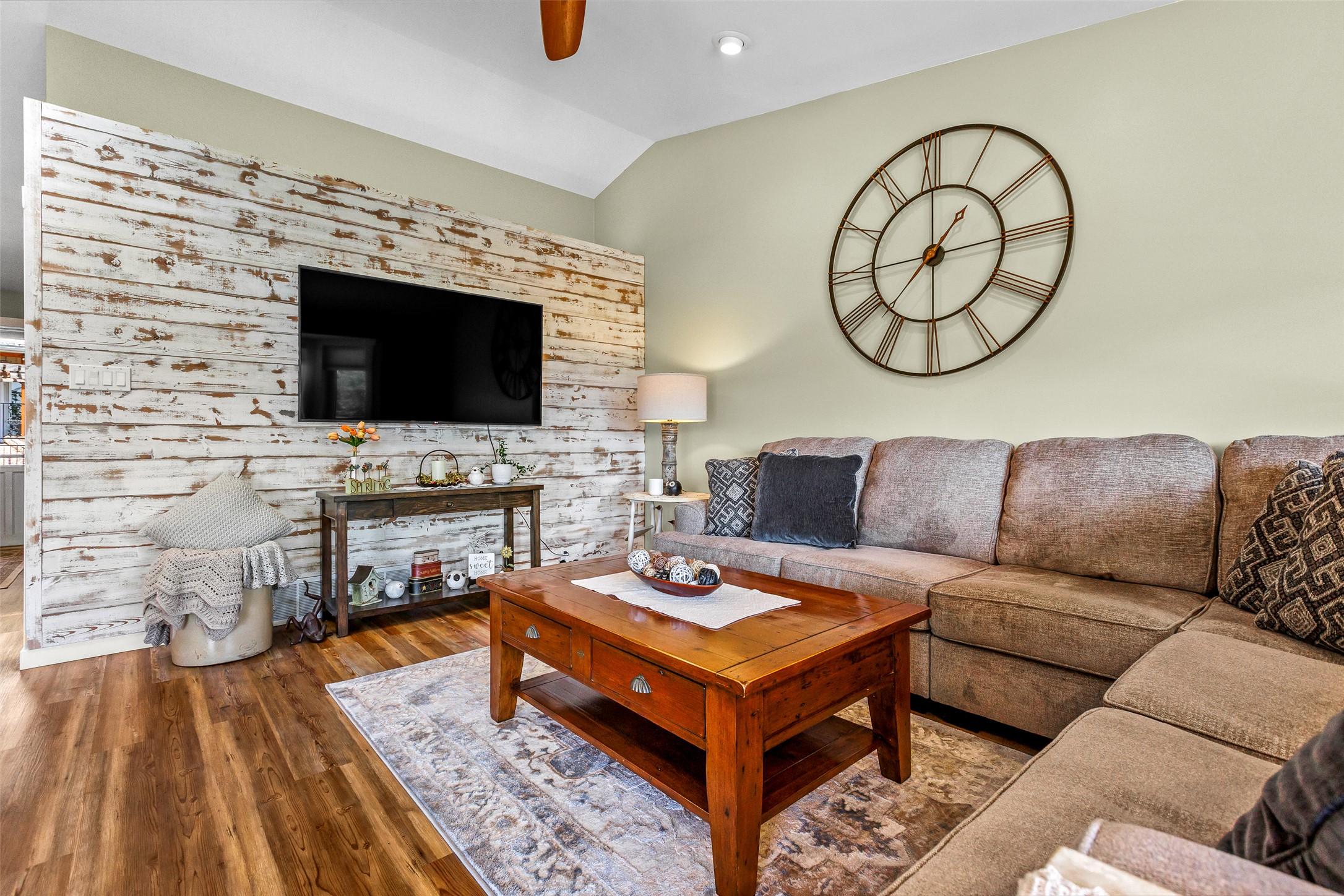 850 Packing Shed Road, Creston, BC