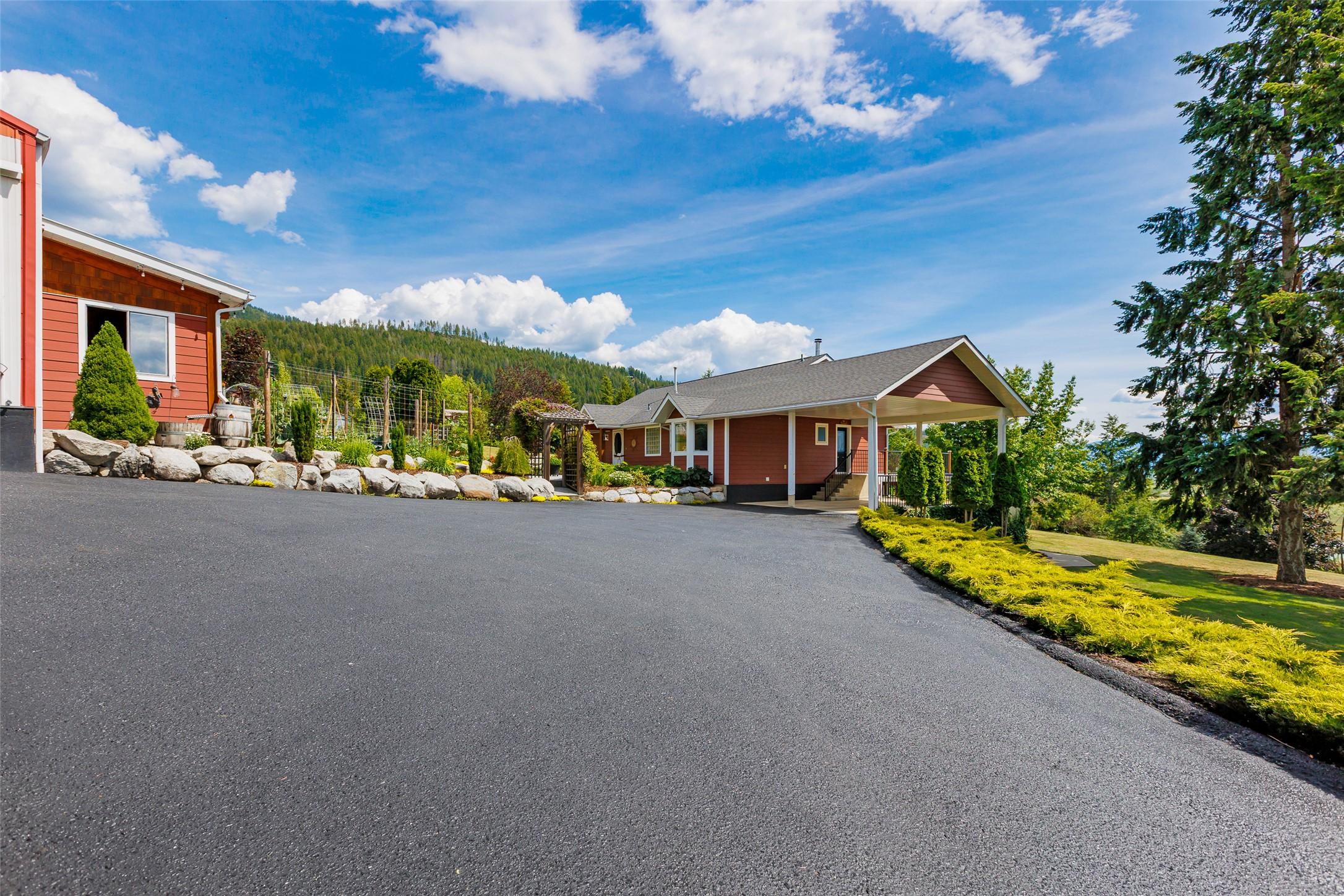 850 Packing Shed Road, Creston, BC