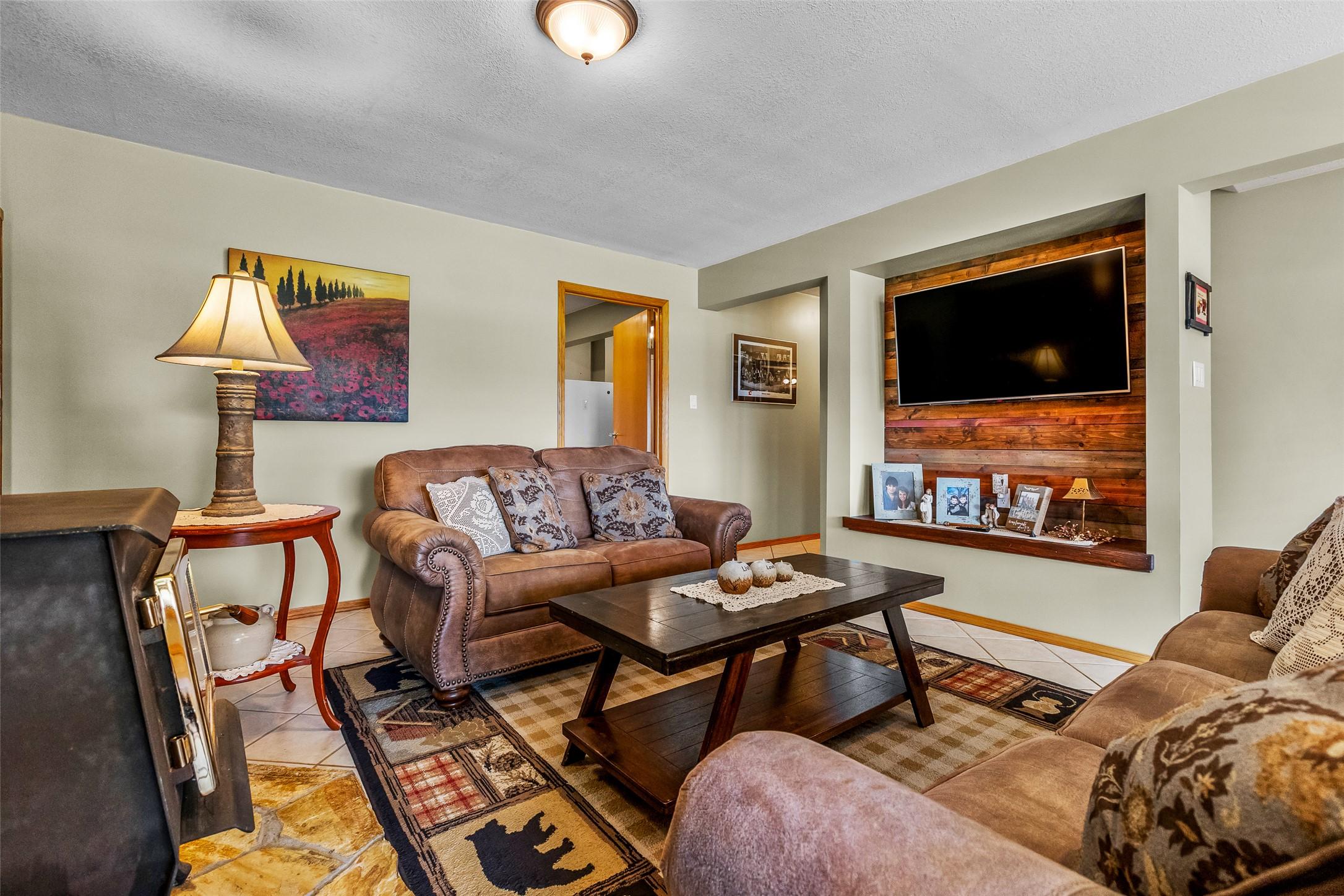 850 Packing Shed Road, Creston, BC