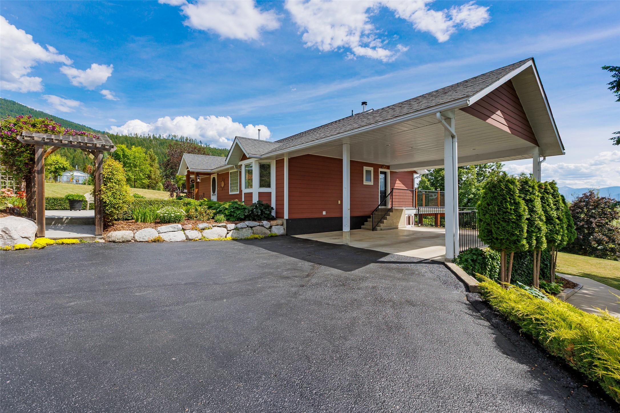 850 Packing Shed Road, Creston, BC