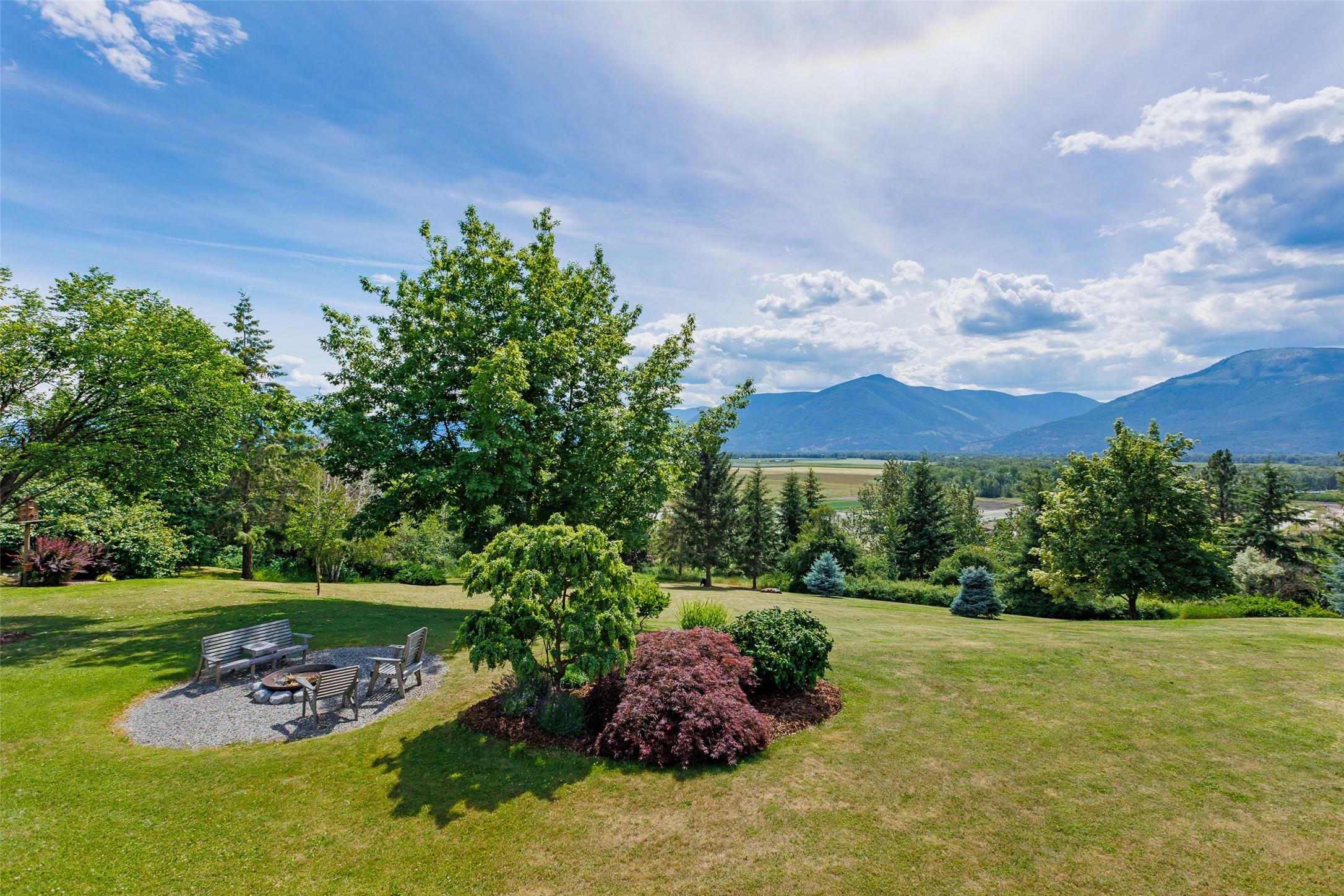 850 Packing Shed Road, Creston, BC