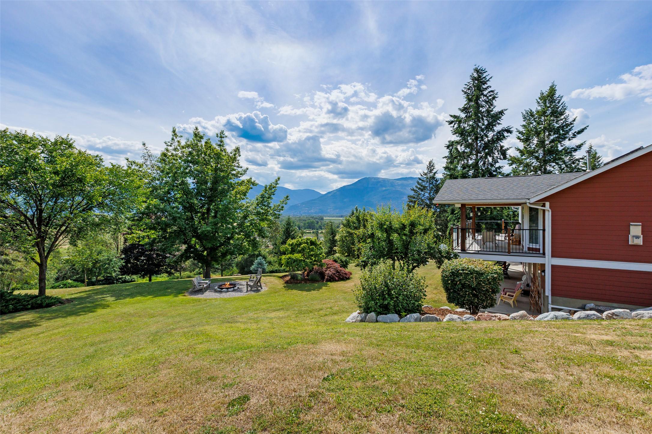 850 Packing Shed Road, Creston, BC