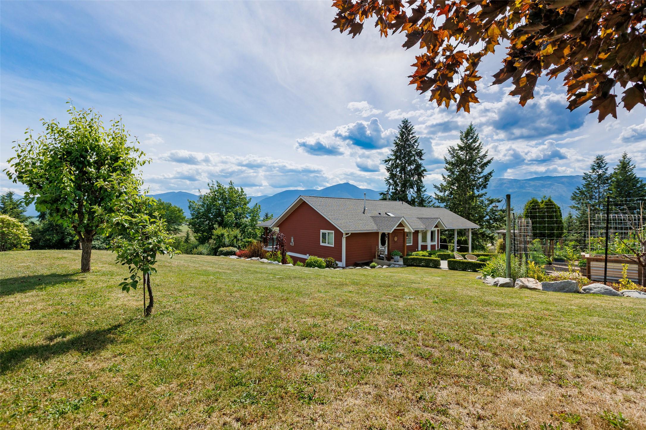 850 Packing Shed Road, Creston, BC