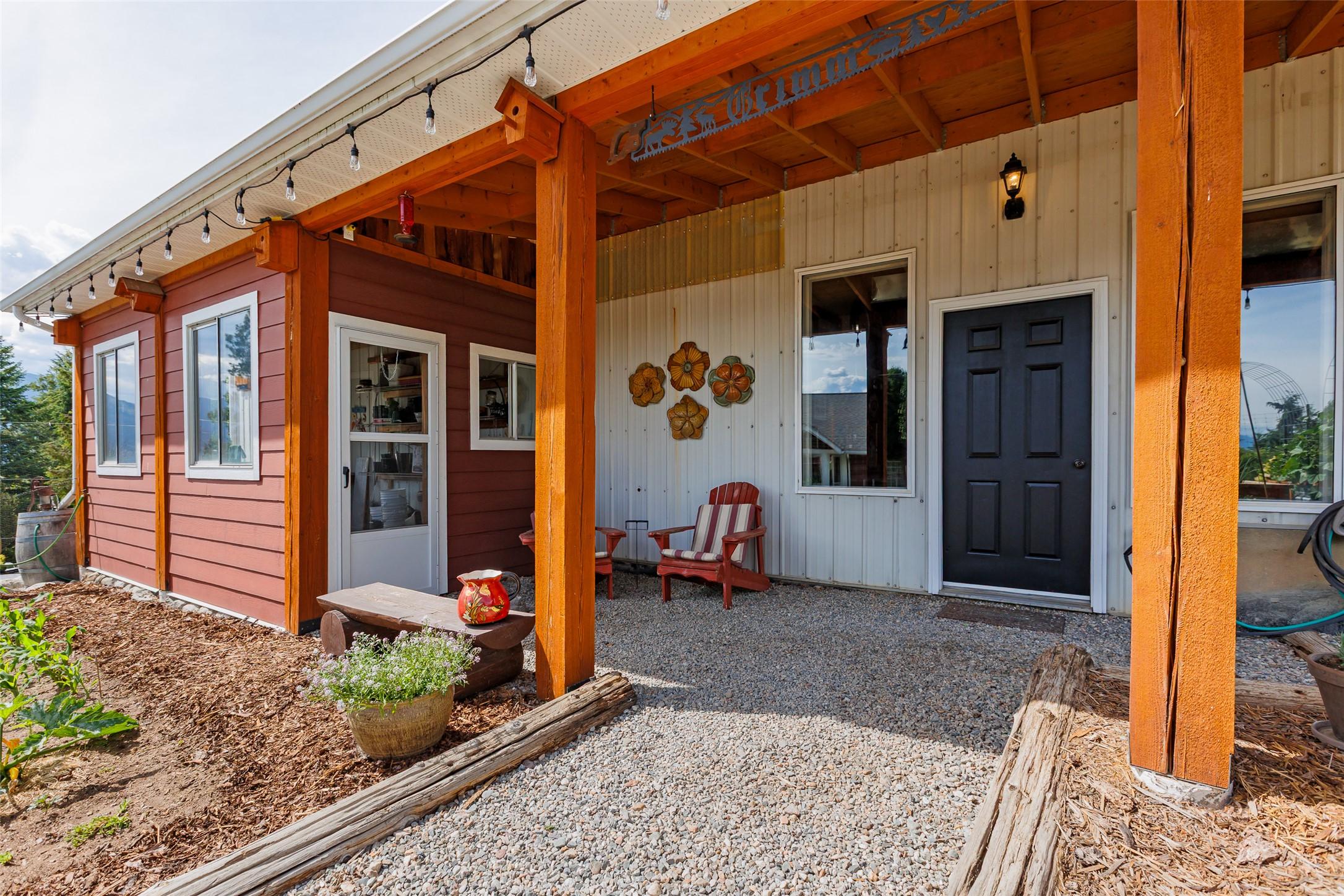 850 Packing Shed Road, Creston, BC