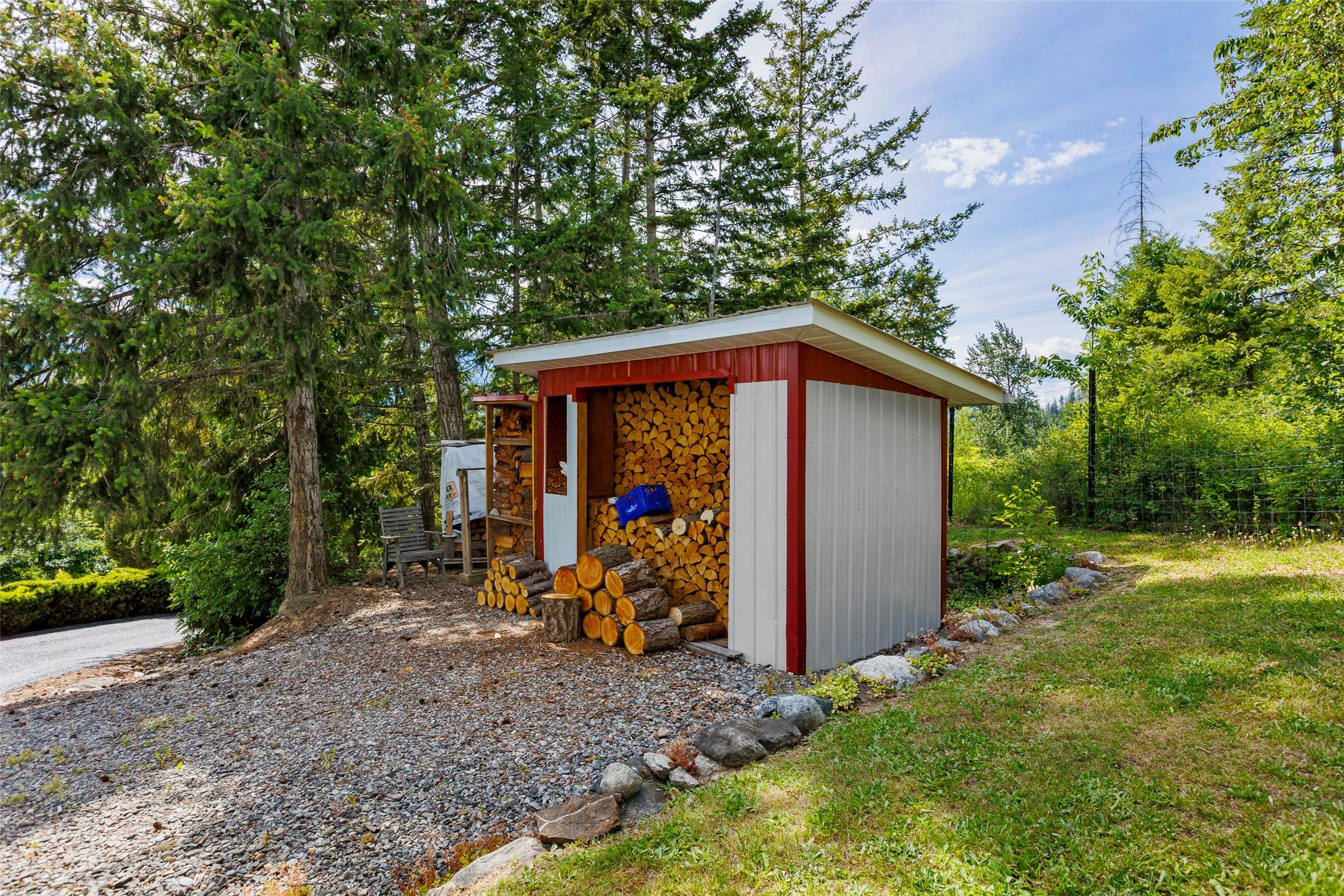 850 Packing Shed Road, Creston, BC