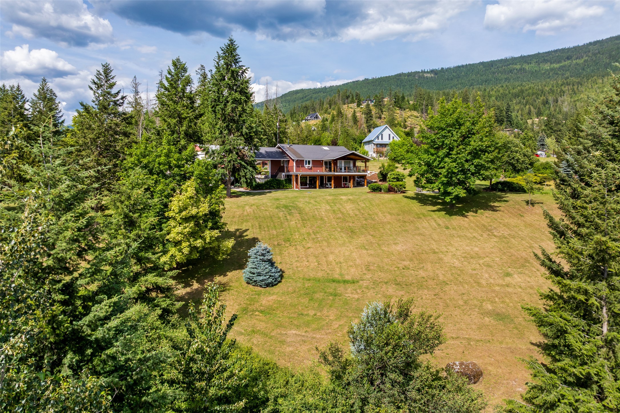 850 Packing Shed Road, Creston, BC