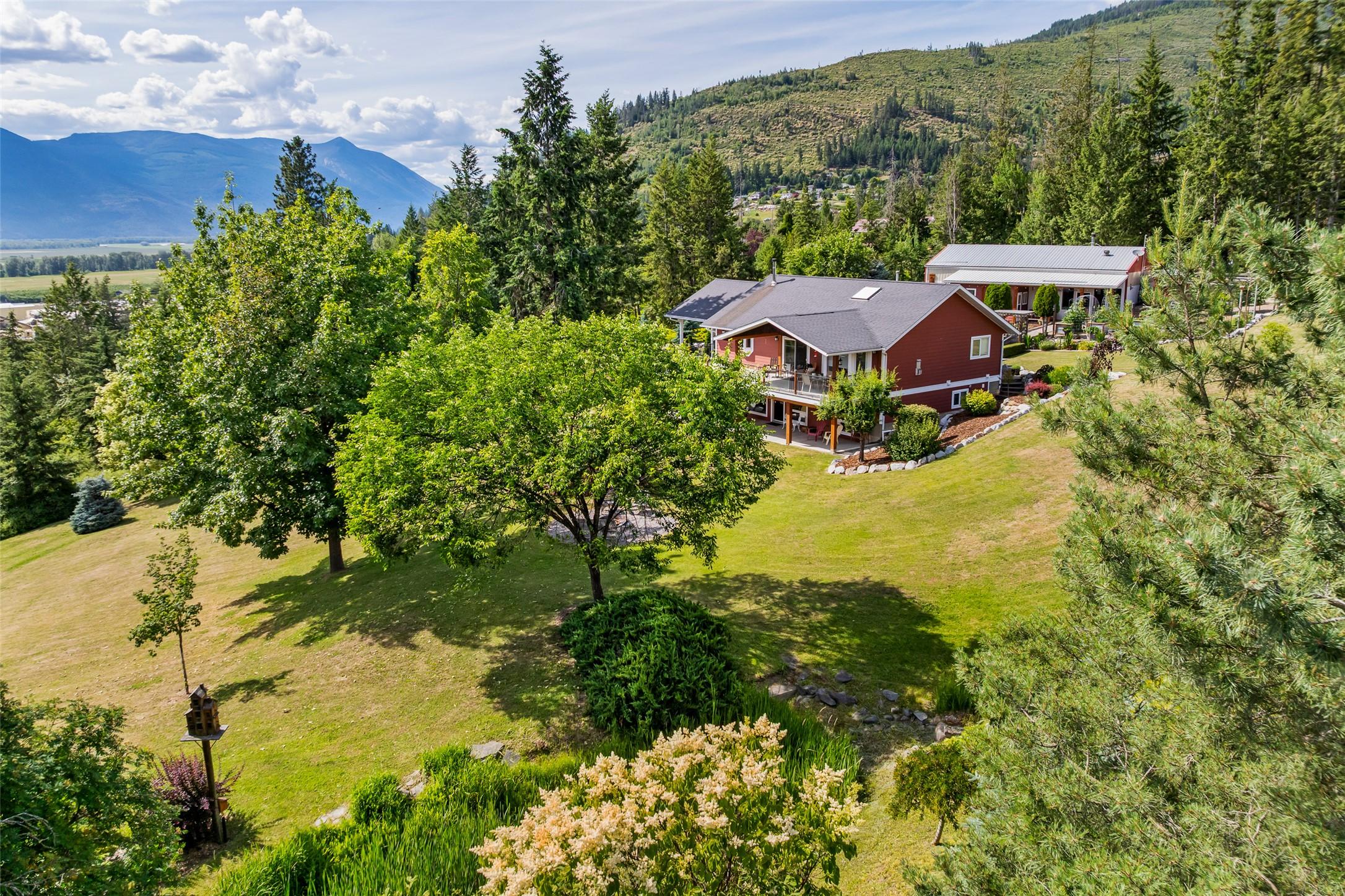 850 Packing Shed Road, Creston, BC