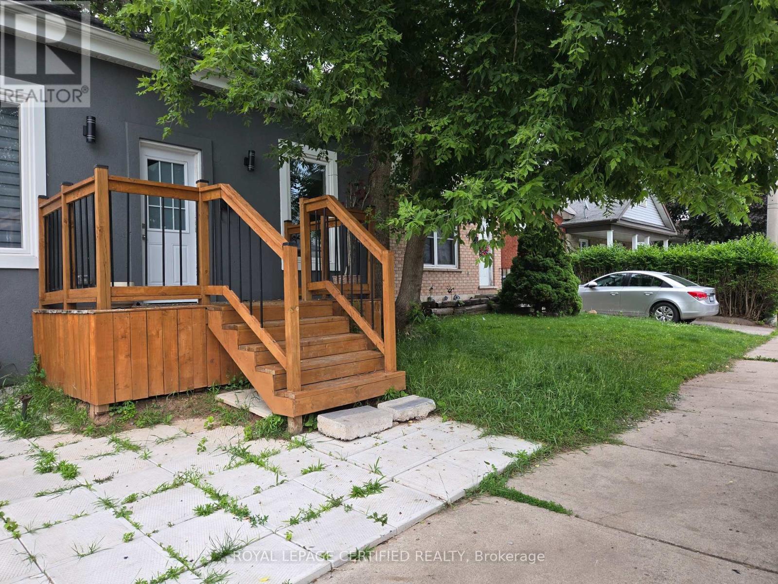 195 Picton Street E, Hamilton, ON