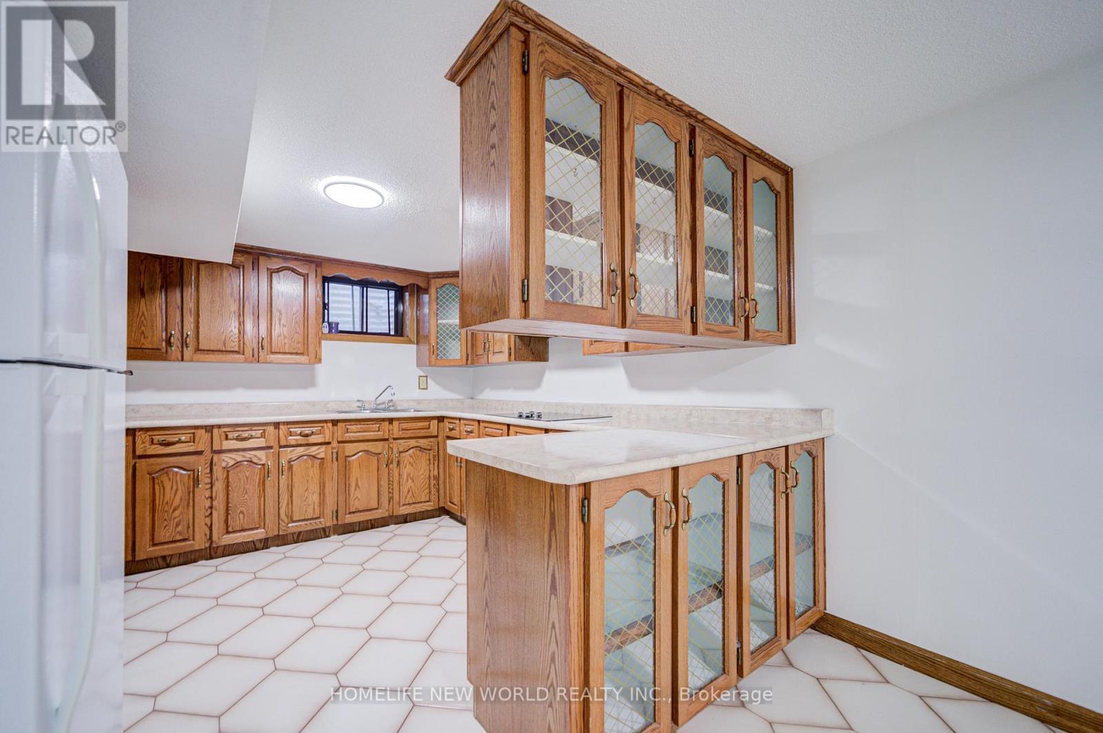 5 Hopedale Court, Mississauga, ON