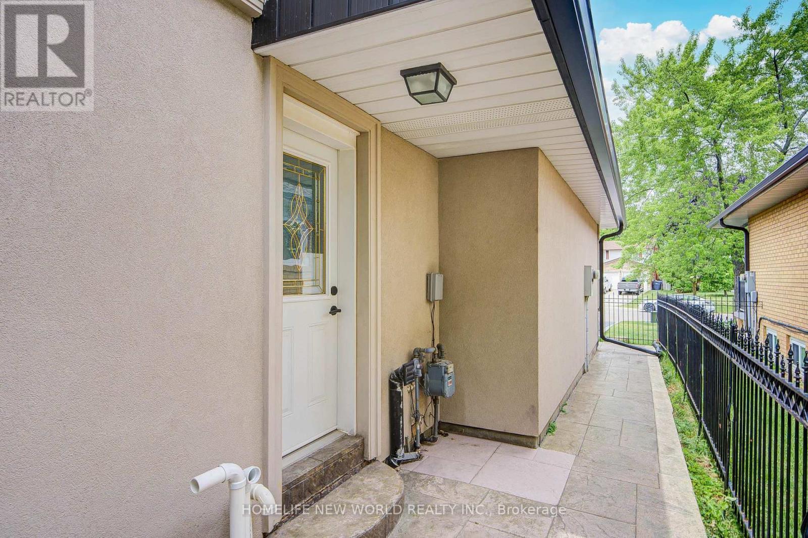 5 Hopedale Court, Mississauga, ON