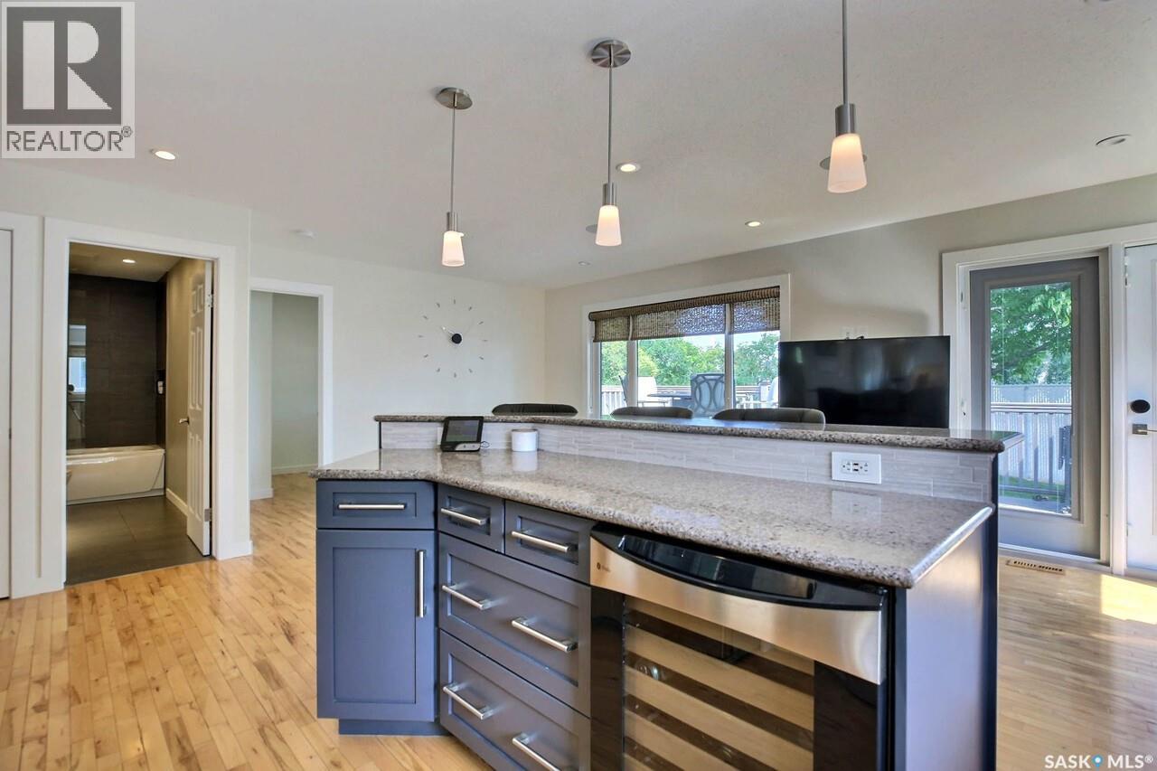 1558 Dewdney Bay, Regina, SK
