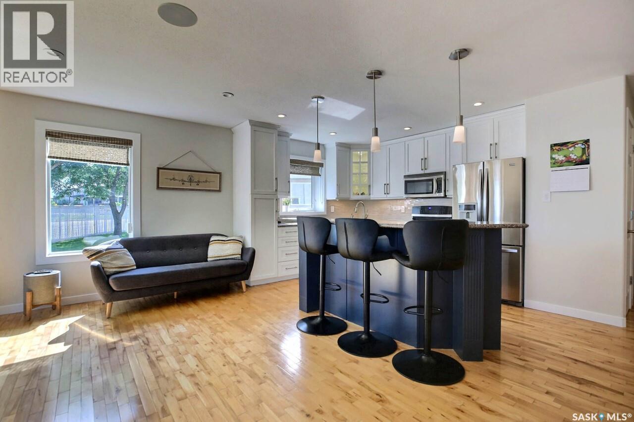 1558 Dewdney Bay, Regina, SK